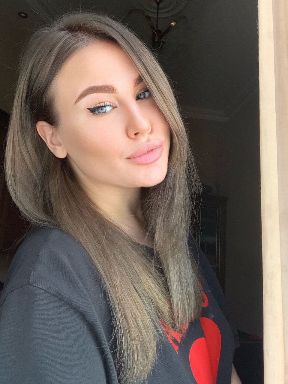 Регина (Салон) у метро Достоевская, бляди СПб - фото 4